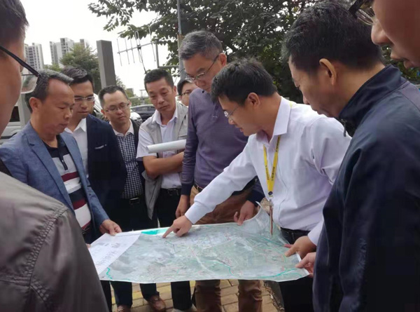 大良街道、順控環(huán)保水務等領導到金陡涌黑臭水體治理現場視察工作